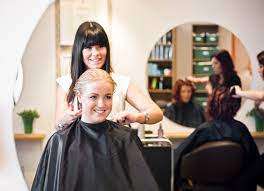 The Benefits of Creating a Loyalty Program for Your Beauty Parlor"